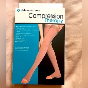 Compression therapy stockings thigh high size Medium